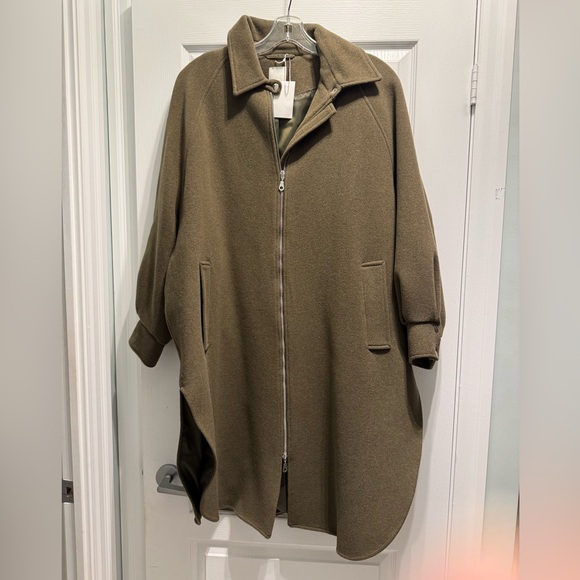 H&M Coat - Picture 6 of 8